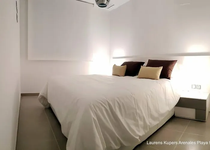 Beautiful Apartment Close To The Sea