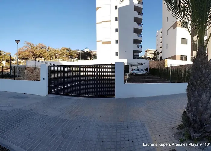 Beautiful Apartment Close To The Sea